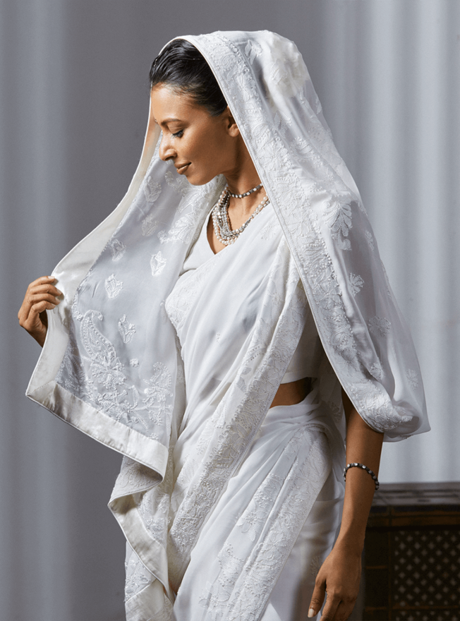 Chikankari Frost